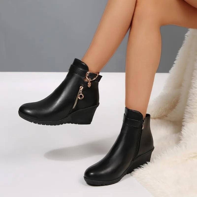 Fashion Women Middle-aged and Elderly Cotton Shoes Short Boots Autumn and WinterSoft Sole Wedge Round Toe Mother Shoes