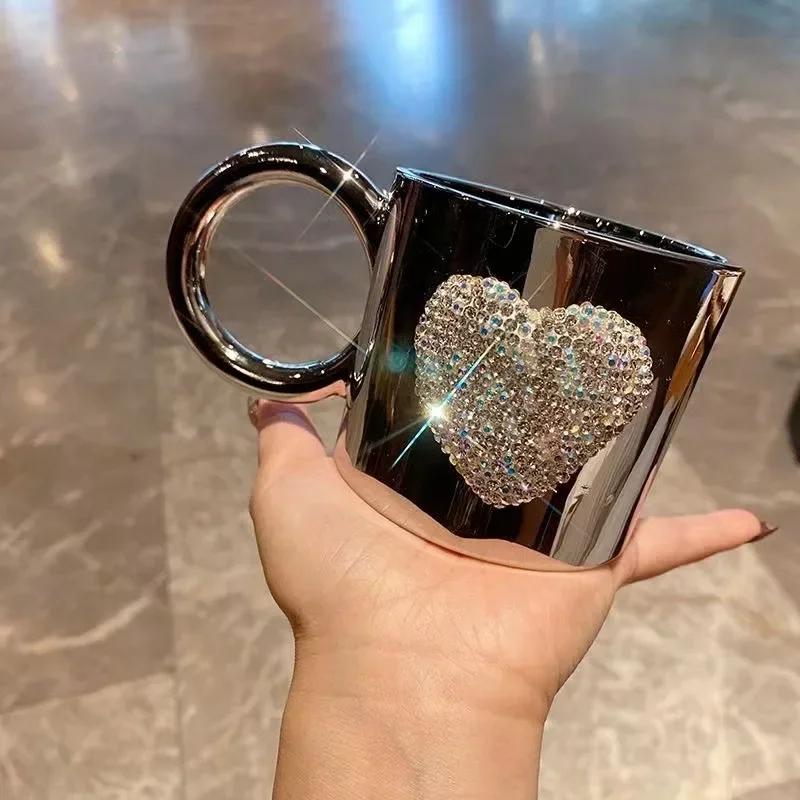 

Розкісний скляний кухоль з діамантами, портативна чашка для молока та чаю, чашки для води, блискучий стразовий сердечко, кавова чашка, чашки для дому та офісу, креативні подарунки 200ml