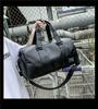 Bolsa de viaje portátil de cuero sintético para hombre: gran capacidad, separación de líquidos, equipaje de corta distancia o bolsa de fitness.