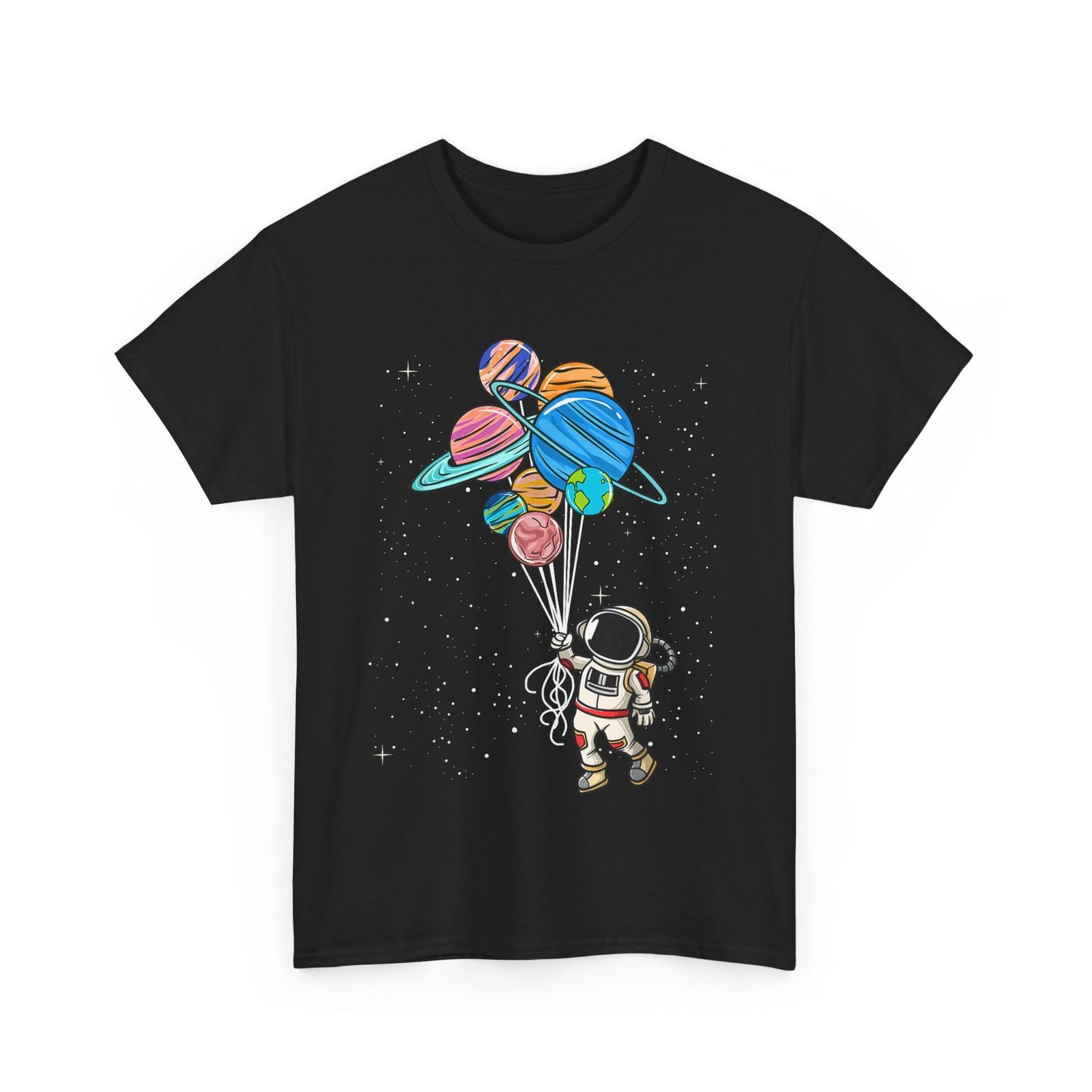 Astronomy Shirt, Astronaut Holding Planet Balloons T-Shirt Mens Womens Tees Top 3XL