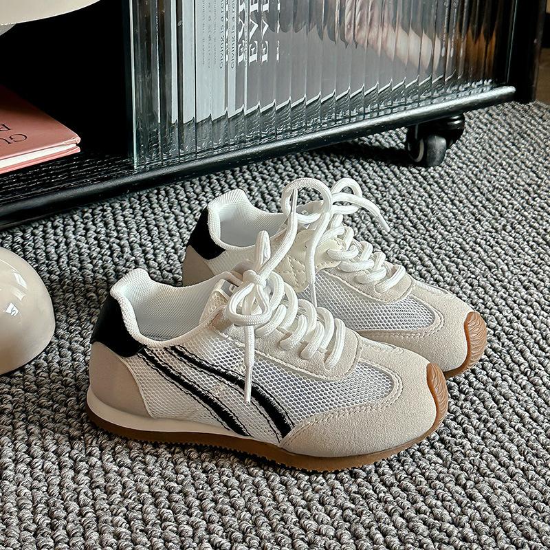 Spring and summer new children's shoes boys soft sole breathable casual shoes girls fashion moral training shoes middle and older children board sho