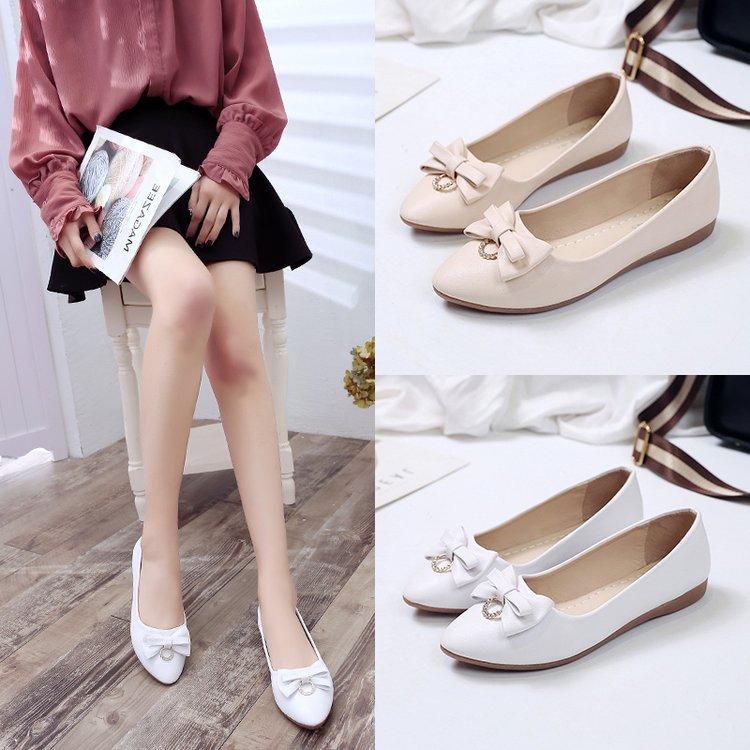 

Мамині туфлі повсякденні одинарні туфлі жіночі 2024 осінь і зима нові на плоскій підошві туфлі-біні з гострим носком і бантом робочі туфлі великого розміру жіночі 40