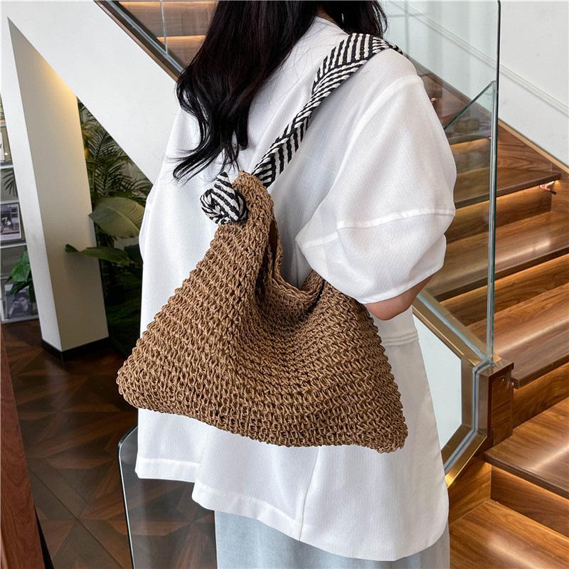 Holiday Style Straw Woven Bag: Large Capacity, Trendy Single Shoulder with Personalized Strap for Women