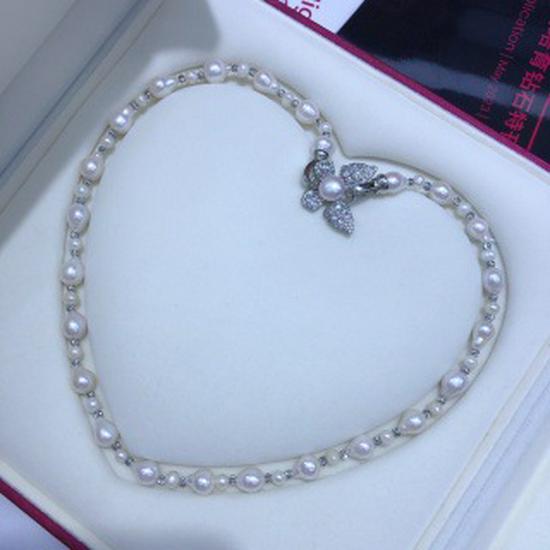 White Baroque Freshwater Pearl Necklace with Butterfly Clasp – Versatile and Stylish Women s Choker