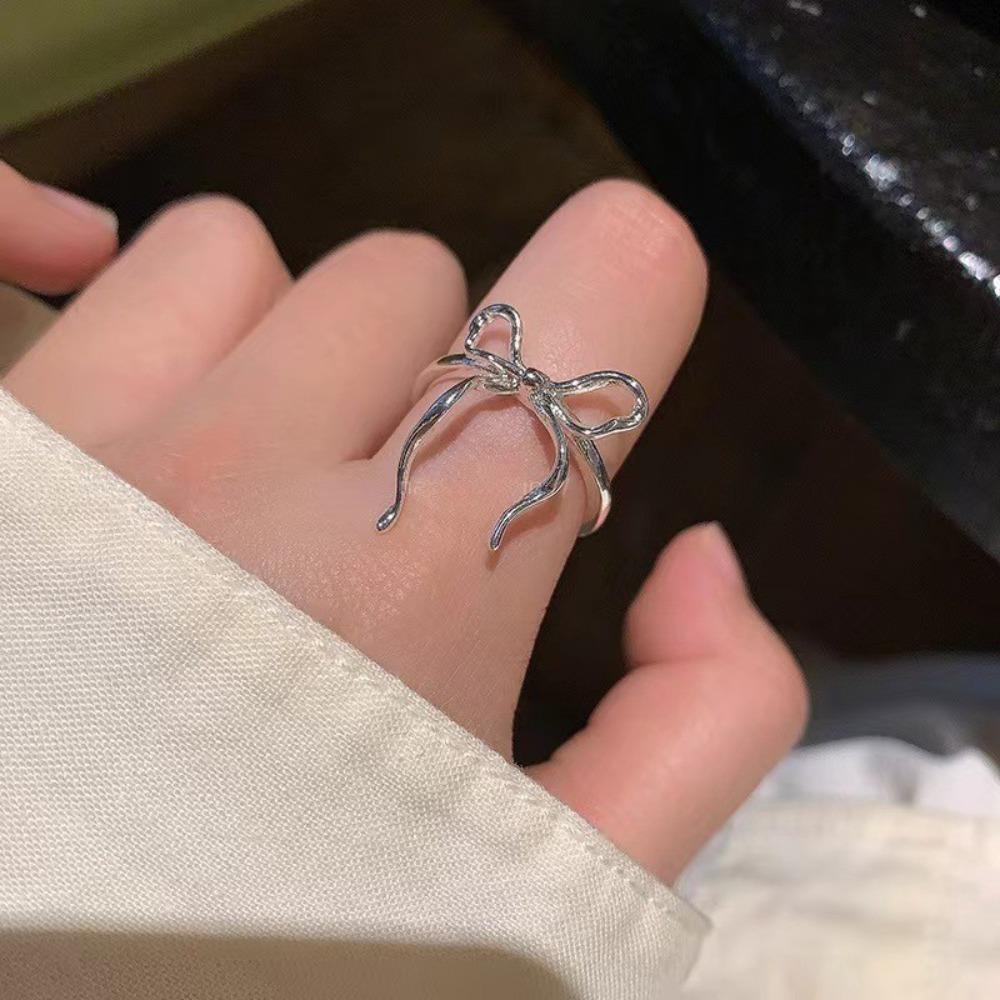 Popular Women's Ring Gold Brushed Double-layer Cross Star Ring Women's Niche Design Exquisite Retro Index Finger Ring 2026 New Explosion