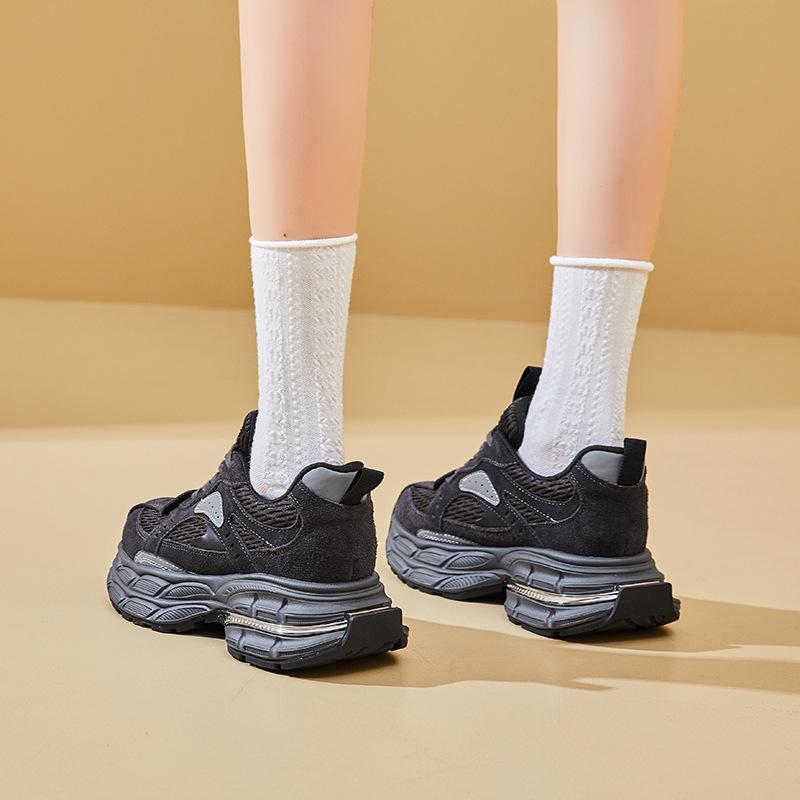 Nové dámské tenisky, módní sportovní jednobarevné boty se silnou podrážkou