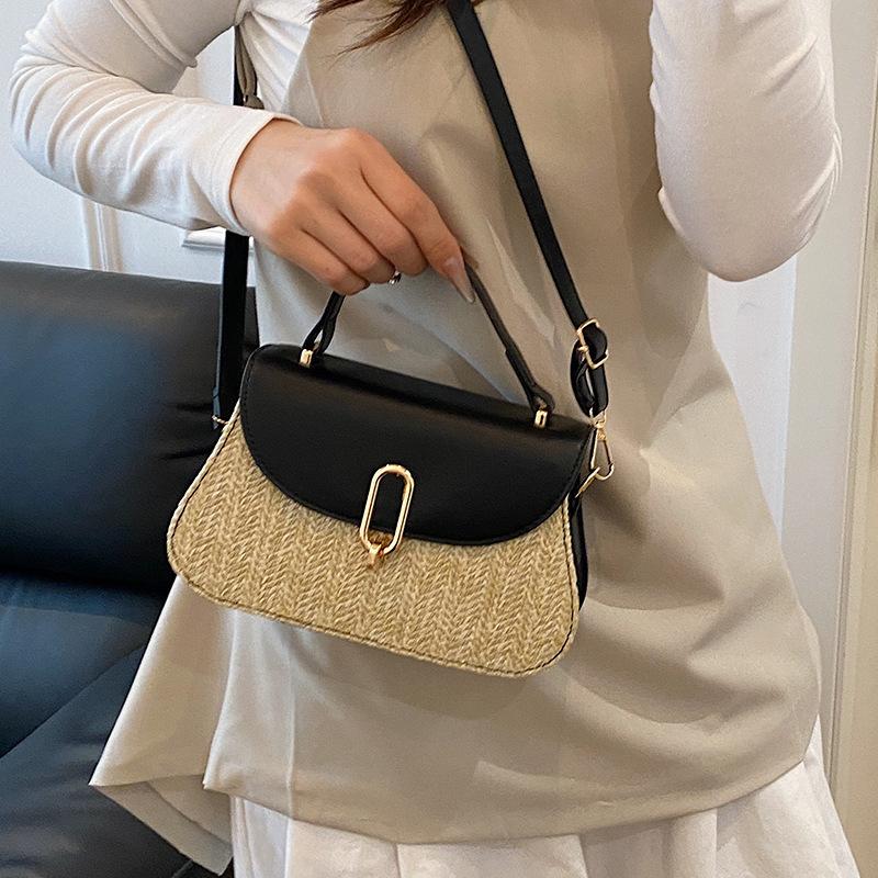 Holiday Style Woven Women's Bag Korean Version Messenger Bag Fashion Bag Texture Small Square Bag Handmade Straw Bag Styling Small Bag