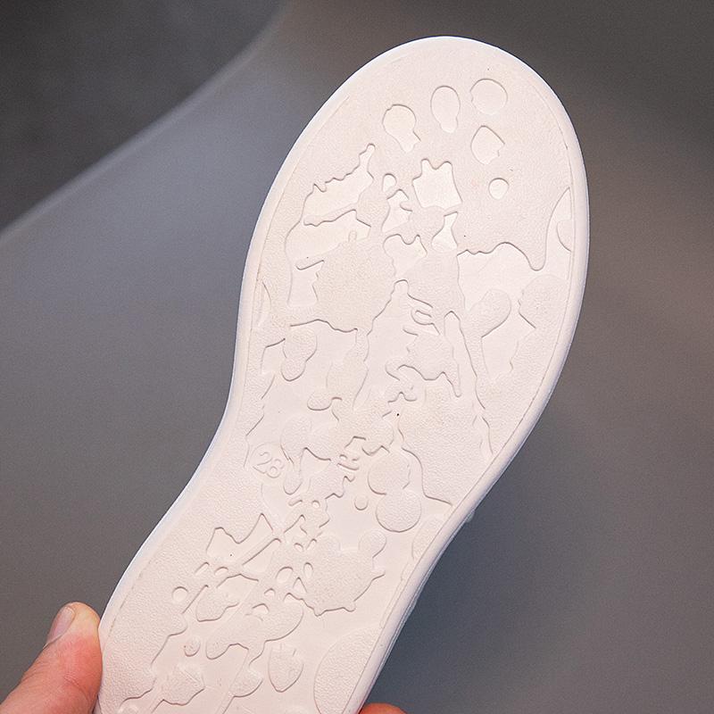 Детская минималистичная и модная низкая обувь на липучке для спорта и отдыха. Маленькие — фото 8