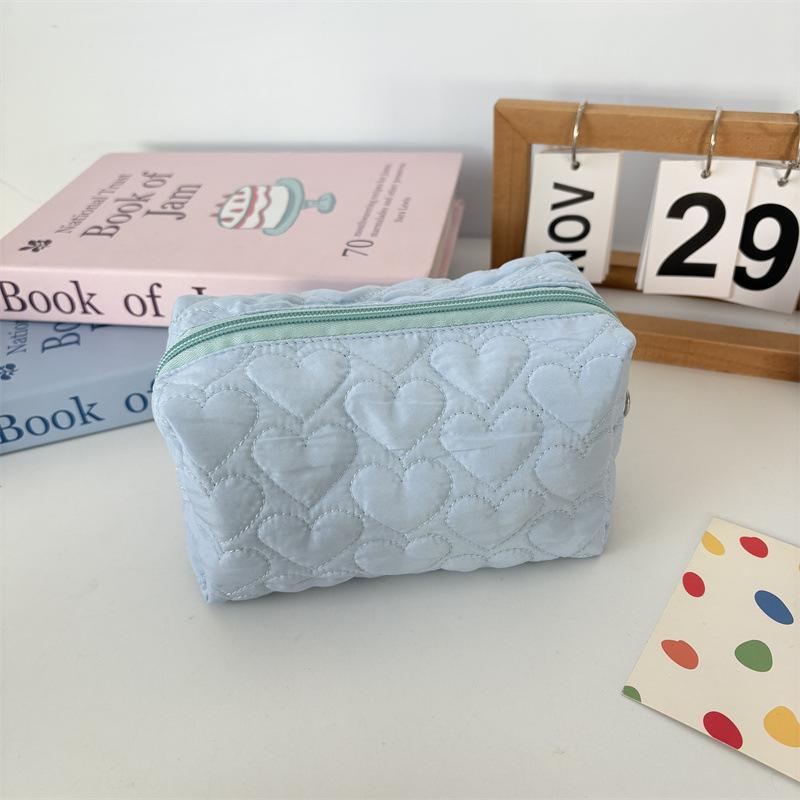 New Quilted Makeup Bag for Women Cosmetics Organizer Portable Travel Skincare Toiletry Bag Student Stationery Pouch Pencil Case