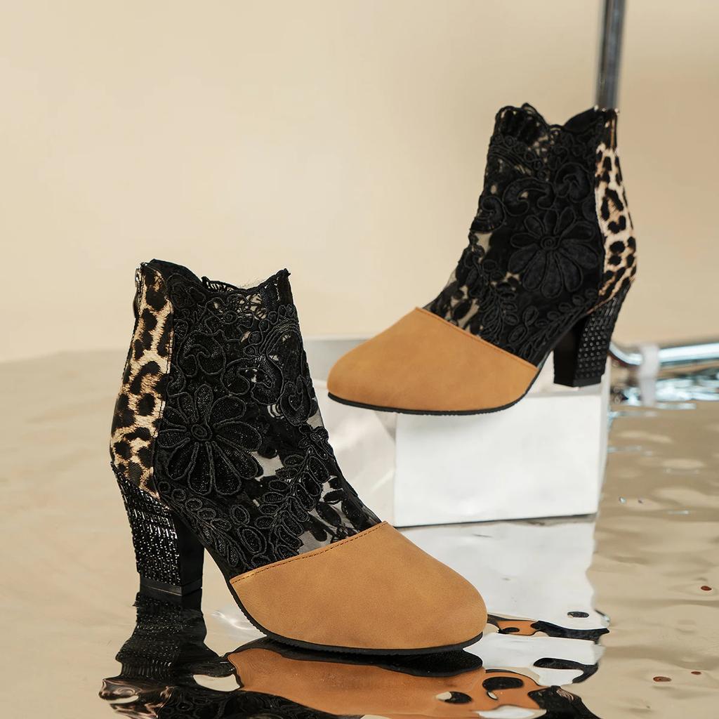 Fashion New Lace Women's Boots Spring Summer Breathe Ankle Boots Retro Embroidery Lady Shoes Round Toe High Heel Booties Plus Size Shoes