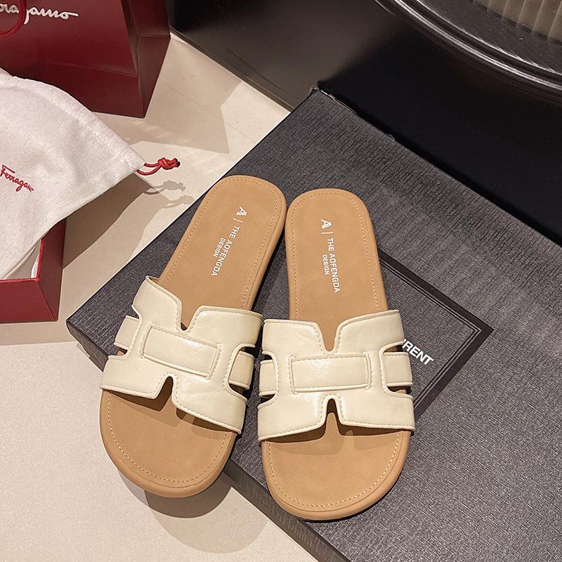 

Модная юбка, нескользящие шлепанцы на плоской подошве, женская летняя обувь 2025, новые универсальные прохладные шлепанцы, тренд 40