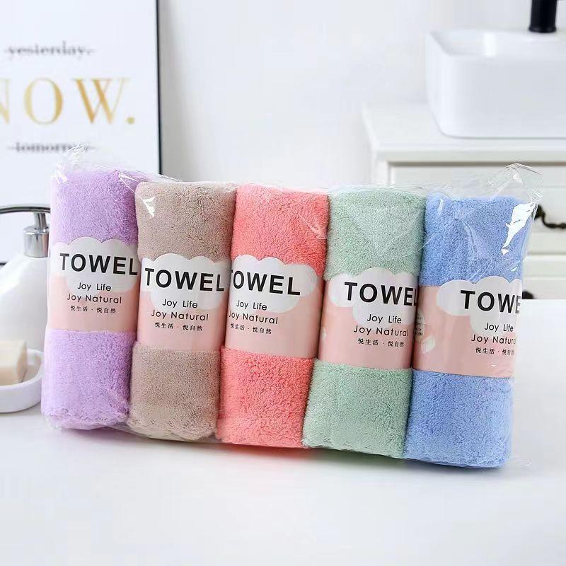 Coral fleece towels absorb water and do not shed hair. Adult household face washing and dry hair towels 5 packs are soft and quick to dry without