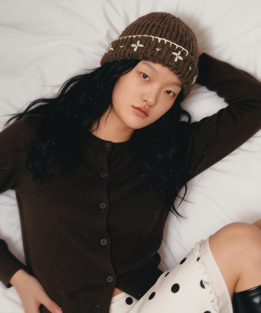 RUBATI Floral Hand-Stitched Beanie_Brown
