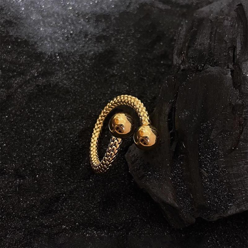 Trendy Retro Textured Circle Ring For Women High-end Fashionable Accessory 2023