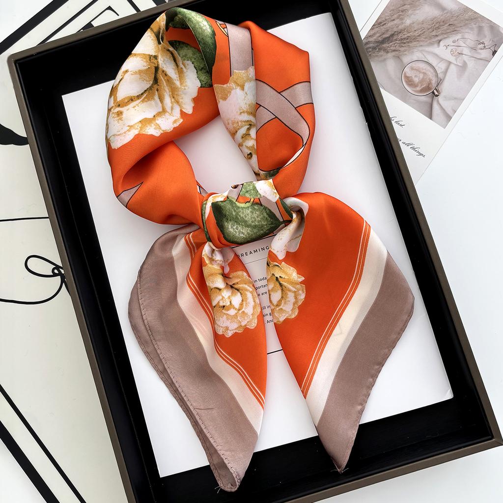 New Literary Fashionable Bandana Imitation Silk 70*70Cm Temperament Square Scarves Women SpringSummer Soft Satin Scarf