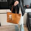 Bear Print Armpit New Large-capacity Tote Bag Portable Commuter Travel High-texture Shoulder Bag