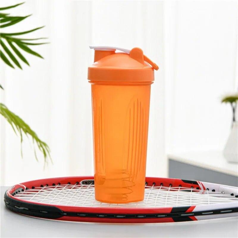 600ml Shaker Bottle Protein Powder Shaker Cup for Gym Fitness with Graduated Portable Water Bottle Mixing Cup