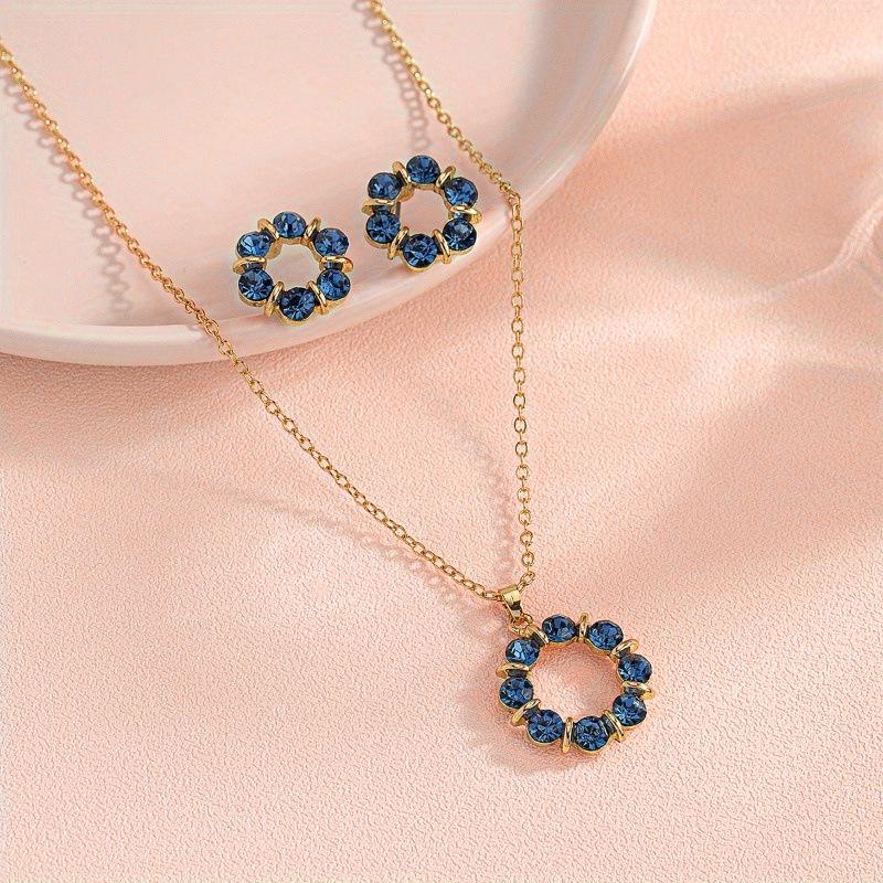 Women's European & American Luxury Jewelry Set: Necklace & Stud Earrings