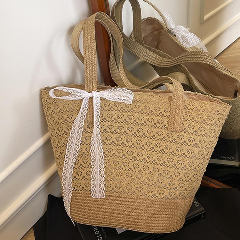 Holiday Straw Bag Lace Woven Bag Large Capacity Tote Bag Women's Spring and Summer New Seaside Shoulder Bag Summer Beach Tote Handbag
