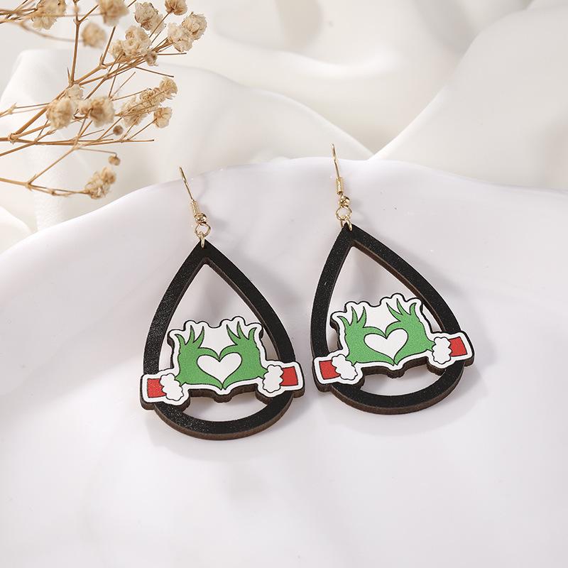 High-End Reindeer Candy Christmas Earrings for Women: Cute Cartoon Holiday Jewelry