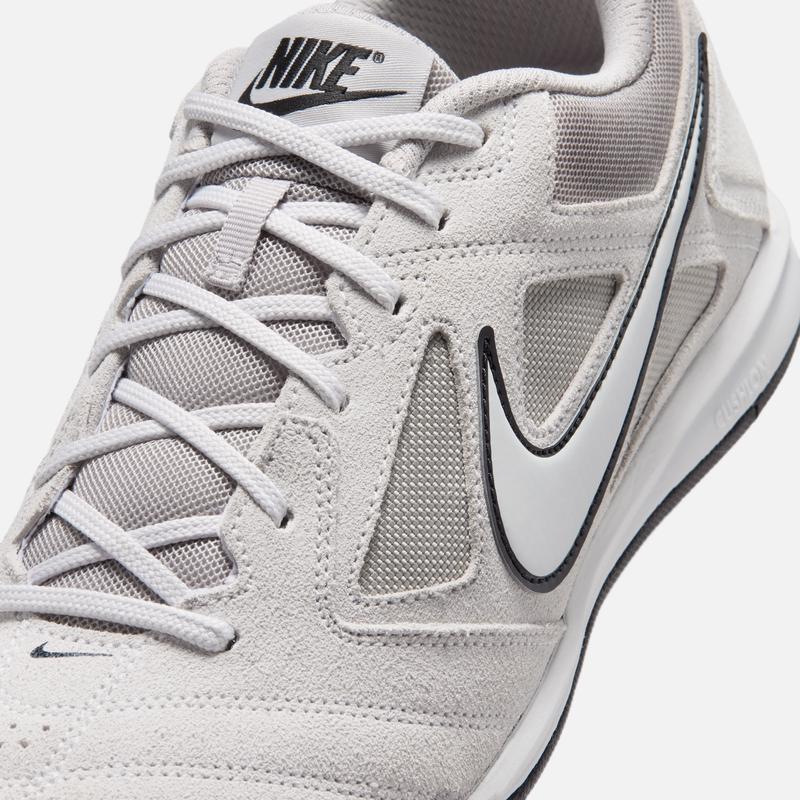Nike GATO Men's Sport Shoes, Model Number HQ6020