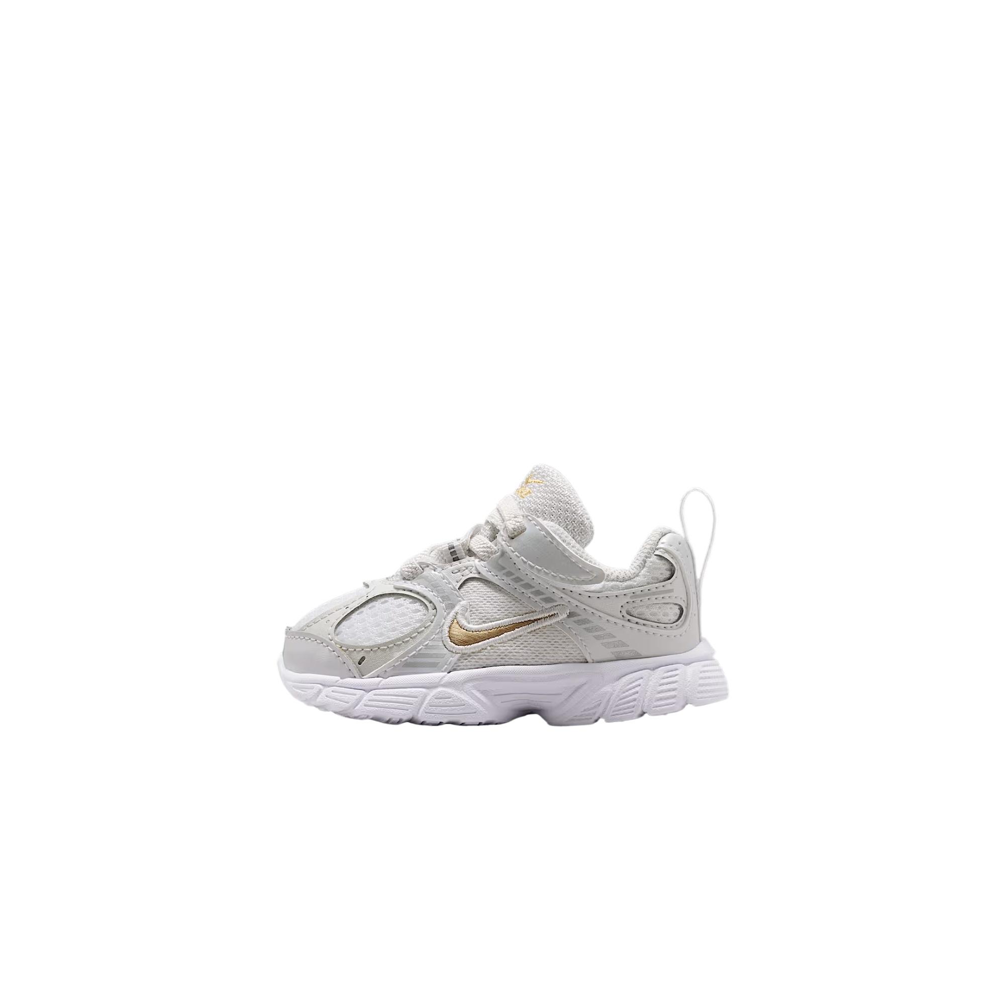(TD) Nike V5 RNR White Metallic Silver Photon Dust Baby HQ6413-104 EU 23.5