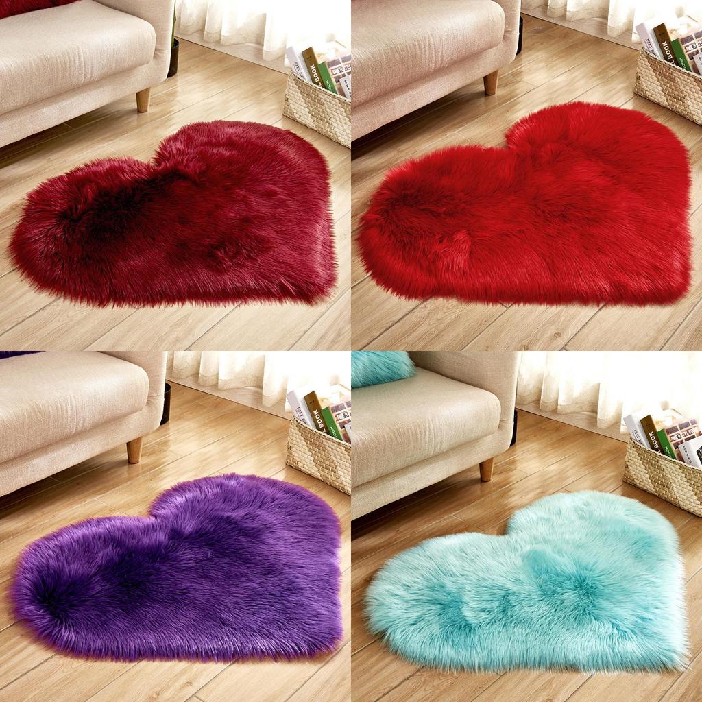 Simple Heartshaped Silk Plush Rug With Soft Texture For Living Room And Bedroom Decor