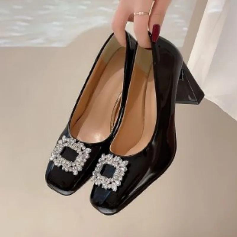 

Сандалии на низком каблуке со стразами, женская обувь, новинка 2024 года, летняя модная женская обувь на квадратном каблуке Sandalias De Mujer 35 чёрный