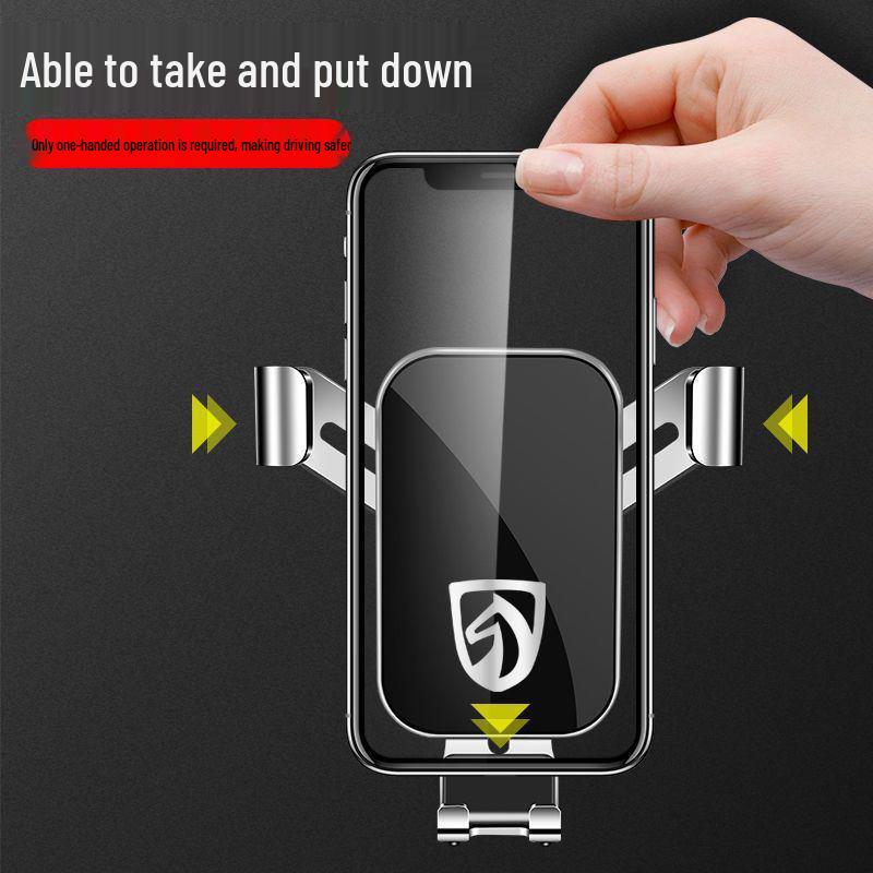 Universal Car Phone Holder for Baojun 730/310W/360/560/530/510/RM5/RS5/RC6