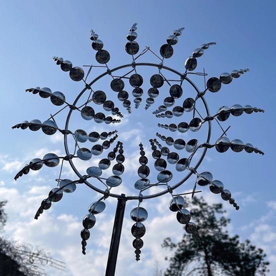 Metal Windmill 360 Degrees Spinning Iron Windmill Ornament Wind Powered Wind Catchers Sculptures Spinners for Yard Garden Patio Decoration