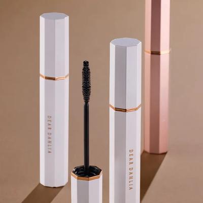 Augen-Make-up – Wimperntusche