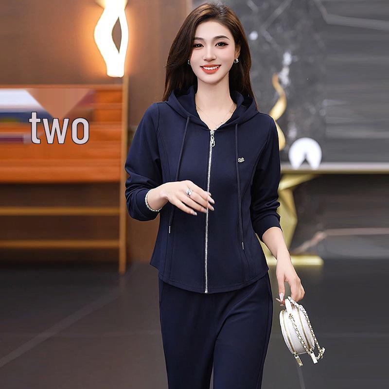 Women's Spring & Autumn Long Sleeve Sports Set: Soft Skin-Friendly Hoodie & Pants for Leisure and Walking.