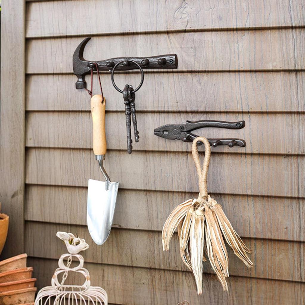 Cast Iron Wall Hooks Plier Shape Vintage Tool Hanger Rustic Key Hanger Holder for Homeowners DIY Enthusiasts Mechanics Craftsmen