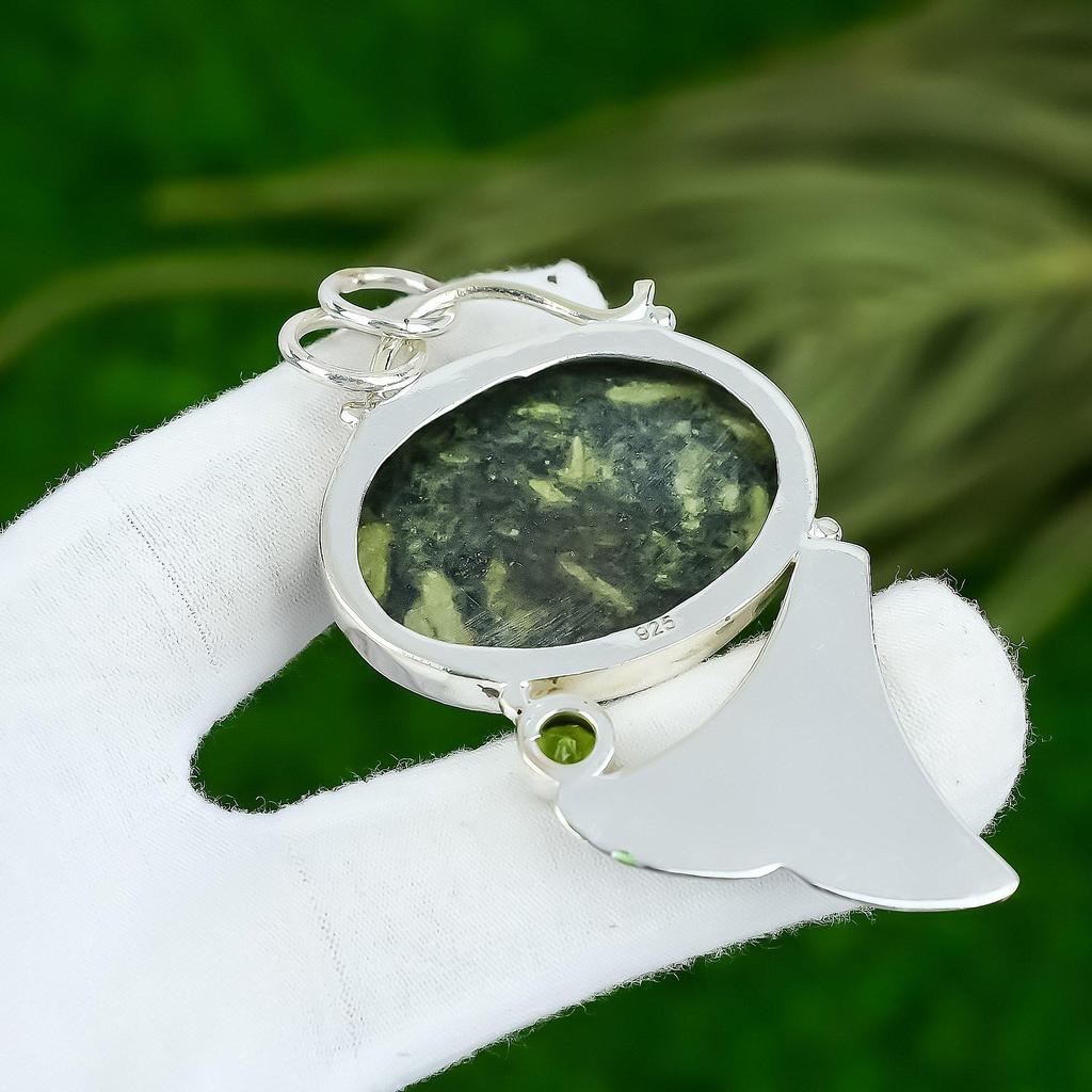 Ovaler Gogunjula Stein Peridot Sterlingsilber Eleganter Ethnisch Boho Anhänger Schmuck