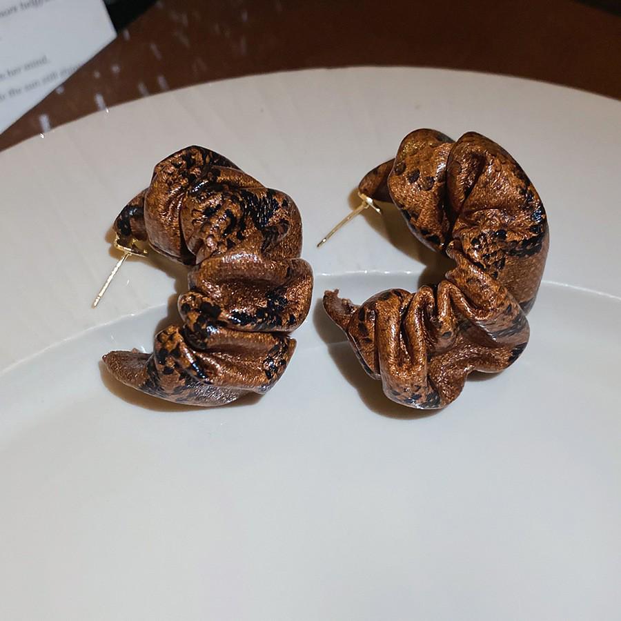 Vintage Ethnic Silver Needle Diamond Inlaid Round Flower Acrylic Resin Stud Earrings for Women