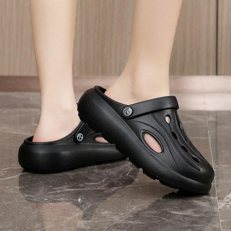Fashion Chunky Platform Clogs Sandals Women 2025 Summer Soft Thick Bottom Beach Garden Shoes Woman Slide Non Slip Eva Wedge Slippers
