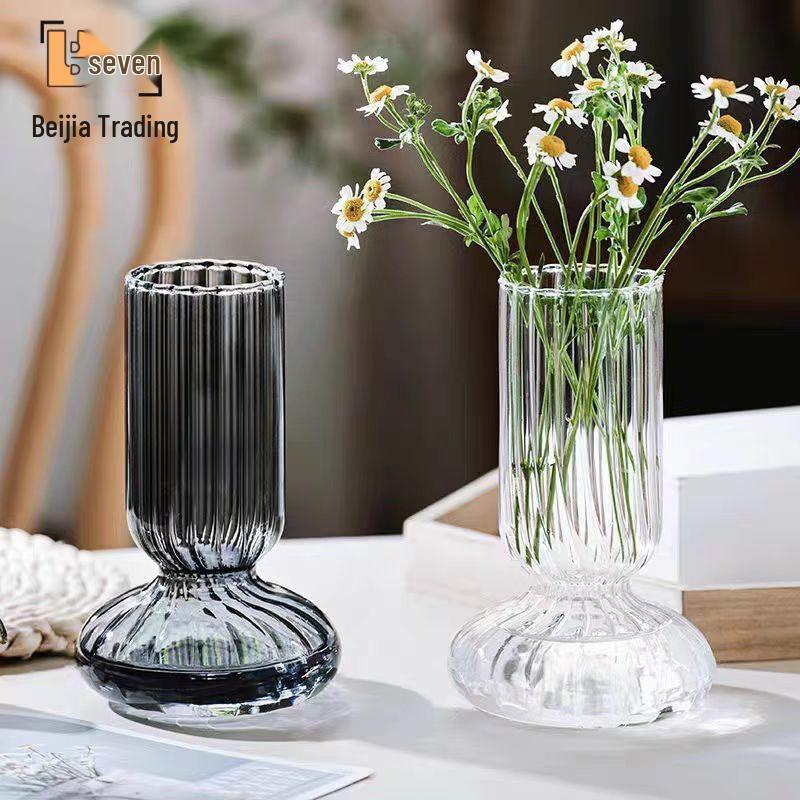 High-End Glass Tabletop Vase - Elegant Decorative Ornament for Fresh Flowers