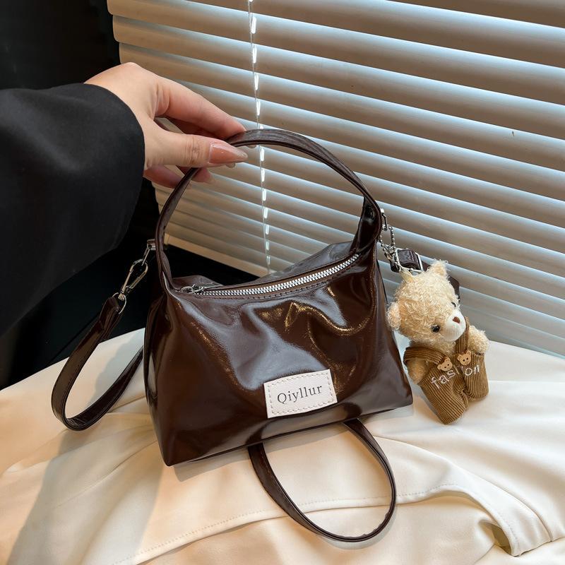 

Модная портативная сумка через плечо, высококлассная джинсовая сумка-пельмень, нишевый дизайн, универсальный женский трендовый рюкзак Without pendant