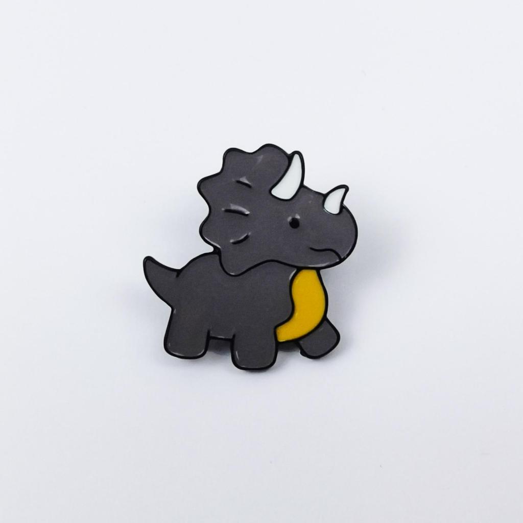 Cute Dinosaur Brooch Set: Triceratops & Brontosaurus Metal Badges for Kids' Clothing or Bag Decoration