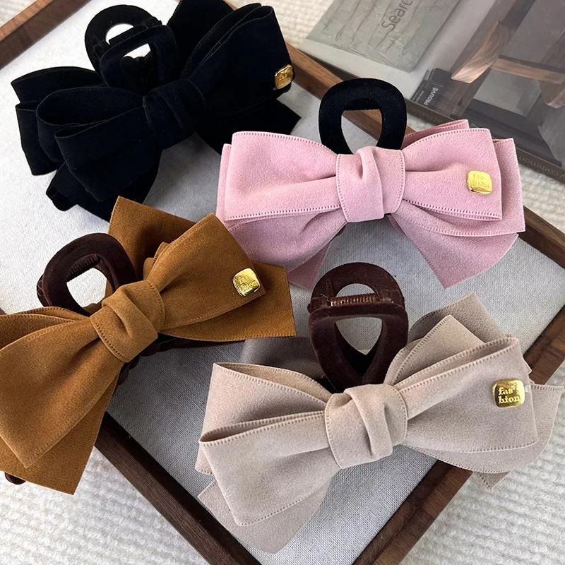 Fashion Bow Hair Claw Shark Clip Retro Suede Velvet Solid Color Hairpins for Womens Temperament Hair Clips Female Headdress Gift