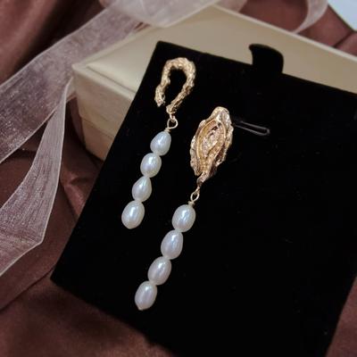 Original Designer Baroque Retro Special-shaped Pearl Earrings Women's Light Luxury High-end Stud Earrings Silver Needle Earrings Pendant Earrings