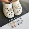 New Hole Shoes Fashionable Five-leaf Pearl Flower Five-pointed Star Pearl Buckle Decoration DIY Removable Set