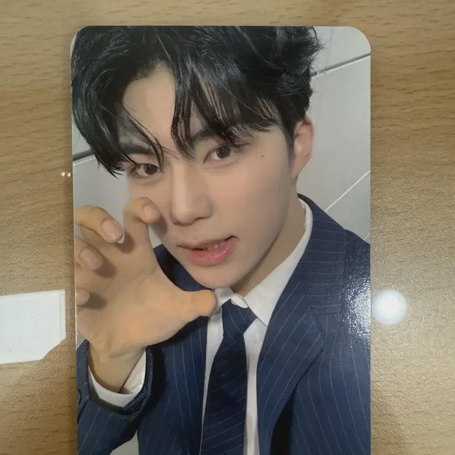 

Zerobaseone Is Popular, Mimi Costume Yeokjogong Broadcast, Park Gunwook