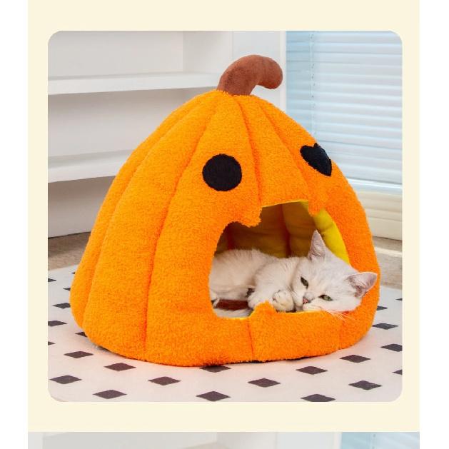 2026 New Fall/Winter Halloween Pumpkin Semi-Enclosed Cat Bed Soft and Warm Dog House Pet Supplies Comfortable Dog Bed