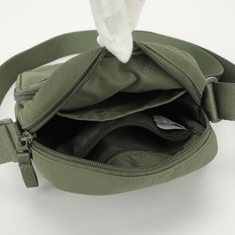 Men's Shoulder Bag Multi-compartment Mobile Phone Bag
