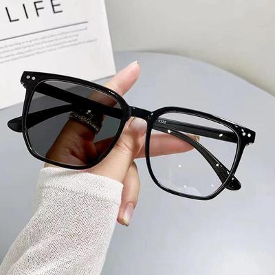 Gafas Sensibles a la Luz que Cambian de Color Gafas de Montura Grande Gafas se Vuelven Grises Gafas Decorativas de Moda 0