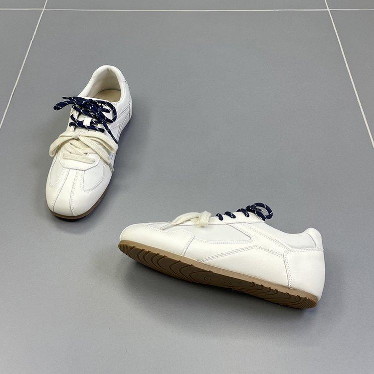 Leather German training shoes for women's models 2025 autumn new mandarin ducks with round heads and soft soles versatile, lightweight sports and l