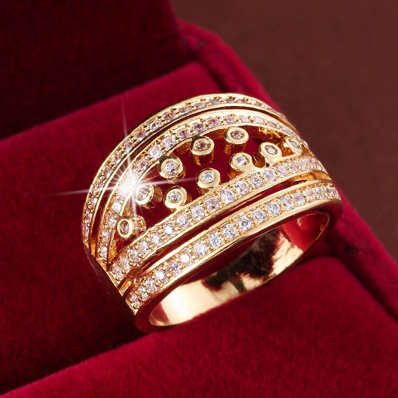 Retro Palace Wide Band Ring: Luxurious, Trendy Full Diamond Finger Ring in Copper. Size 7 золотой