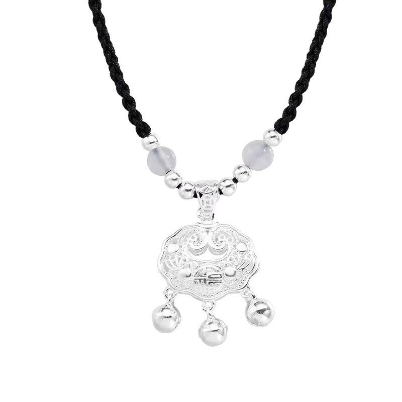 Ping An Fu Longevity Lock Necklace: Strawberry Crystal & Bodhi Beads, New Chinese Ethnic Clavicle Chain for Attracting Wealth