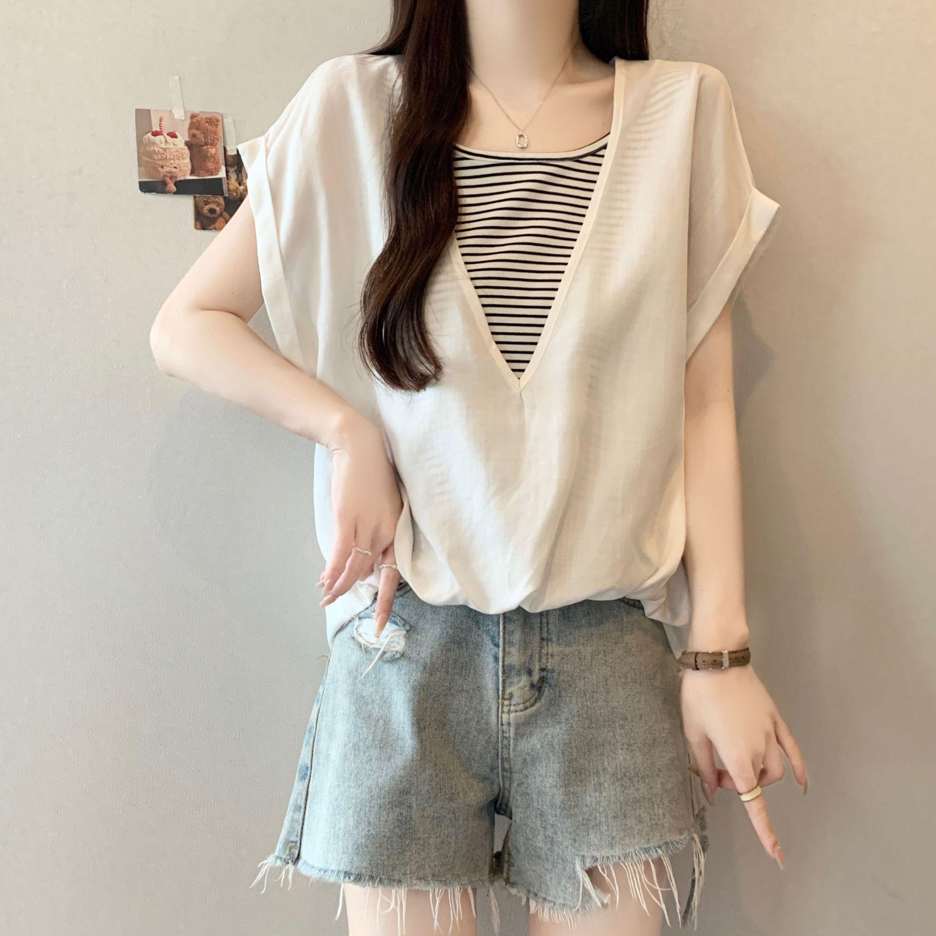 

Plus Size Color Block Striped Two-Piece Short Sleeve Slimming T-Shirt for Women - Summer Fashion Trend 4XL (Recommended for 181-200 lbs) белый